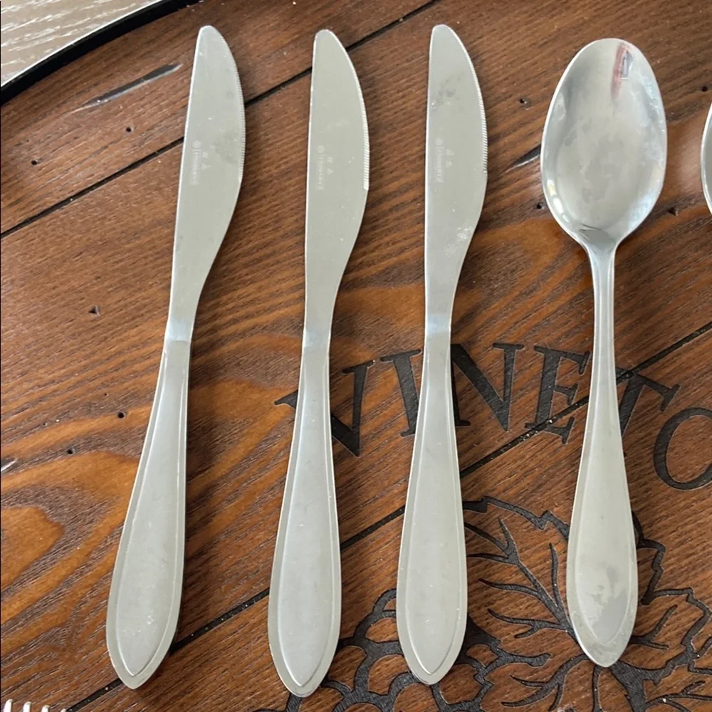 Cambridge Bayleaf Sand Flatware Set, Silver Cutlery Set 18 piece